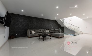 Casa en Venta de Lujo Arcos Guadalupe Zapopan