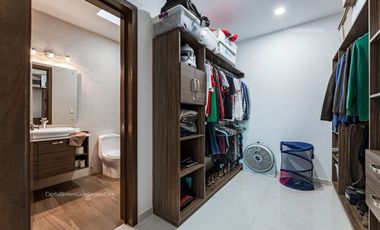 Casa en Venta de Lujo Arcos Guadalupe Zapopan