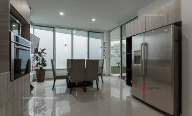 Casa en Venta de Lujo Arcos Guadalupe Zapopan