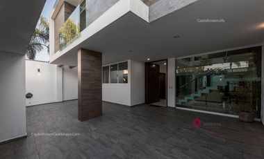 Casa en Venta de Lujo Arcos Guadalupe Zapopan