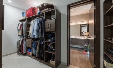 Casa en Venta de Lujo Arcos Guadalupe Zapopan