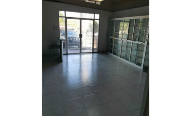 ALQUILER LOCAL VIA PRICIPAL ,ESQUINA EN BETANIA CAMINO REAL