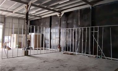 ALQUILER GALERA  200MTS MAÑANITAS 24 DE DICIEMBRE  MCPY