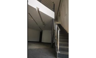 Se alquila edificio a 5 minutos de Costa del Este