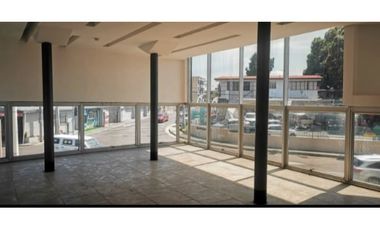 Se alquila edificio a 5 minutos de Costa del Este