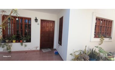 SE VENDE PH EN BARRIO SAN RAFAEL, DESPEÑADEROS