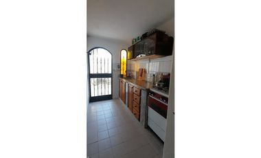 SE VENDE PH EN BARRIO SAN RAFAEL, DESPEÑADEROS
