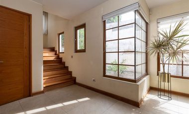 Casa en Venta en Colina la Gloria 2200