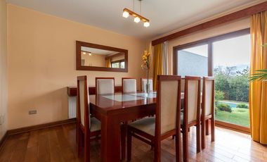 Casa en Venta en Colina la Gloria 2200