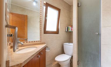 Casa en Venta en Colina la Gloria 2200
