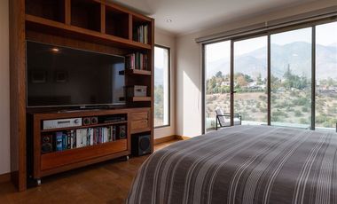 Casa en Venta en Colina Miravalle 9800