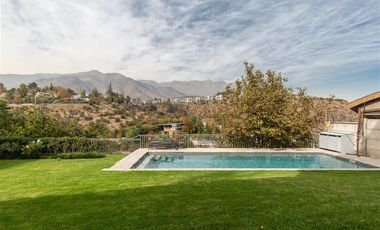 Casa en Venta en Colina Miravalle 9800