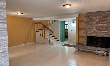 VENTA CASA PLAZA DE SAN BUENAVENTURA