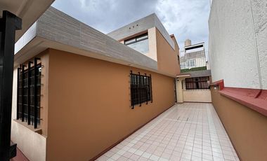 VENTA CASA PLAZA DE SAN BUENAVENTURA