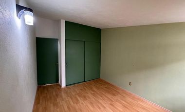 VENTA CASA PLAZA DE SAN BUENAVENTURA