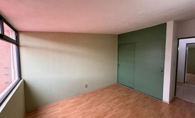 VENTA CASA PLAZA DE SAN BUENAVENTURA