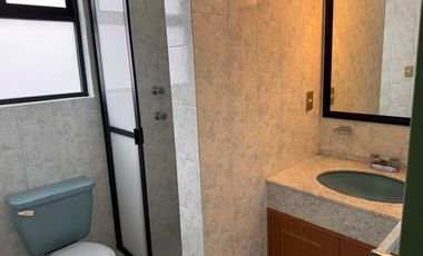 VENTA CASA PLAZA DE SAN BUENAVENTURA