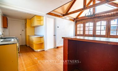 ¡¡Oferta!!! Casa con local comercial en calle con alto tránsito