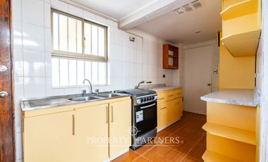 ¡¡Oferta!!! Casa con local comercial en calle con alto tránsito