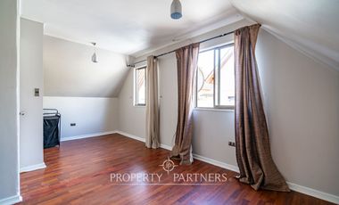 ¡¡Oferta!!! Casa con local comercial en calle con alto tránsito