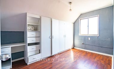 ¡¡Oferta!!! Casa con local comercial en calle con alto tránsito