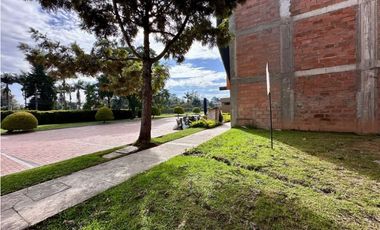 Venta Lote Comercial 5 pisos Llanogrande