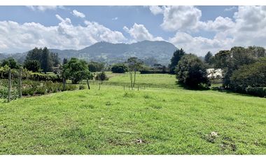 Venta Lote Independiente a 10 minutos de Llanogrande