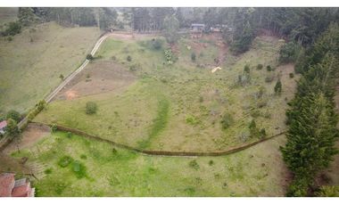 Venta Lote Semiparcelacion todos los servicios con Porton El Retiro