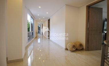 Vendo maravillosa casa de lujo en Las Palmas MEDELLIN.