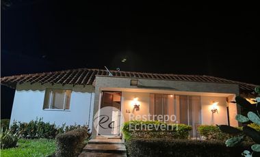 Casa en conjunto en arriendo, Kilómetro 41, Neira