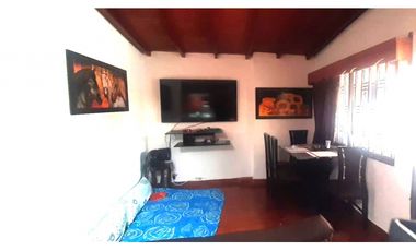 EN VENTA PROPIEDAD DE TRES PLANTAS EN EL MUNICIPIO DE ITAGUI / S/357