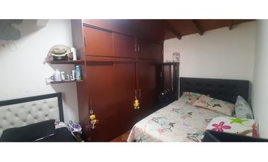 EN VENTA PROPIEDAD DE TRES PLANTAS EN EL MUNICIPIO DE ITAGUI / S/357