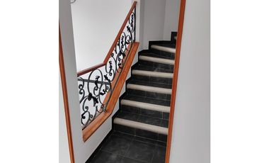 VENDO O PERMUTO CASA EN GIRARDOT POR APTO EN BOGOTA