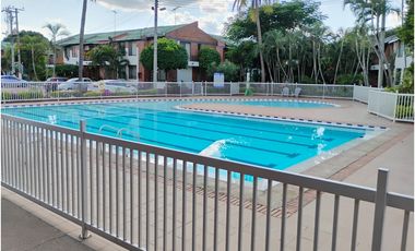 VENDO O PERMUTO CASA EN GIRARDOT POR APTO EN BOGOTA