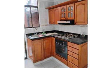 VENDO O PERMUTO CASA EN GIRARDOT POR APTO EN BOGOTA