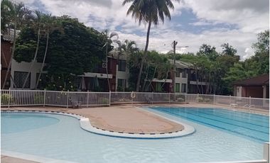 VENDO O PERMUTO CASA EN GIRARDOT POR APTO EN BOGOTA