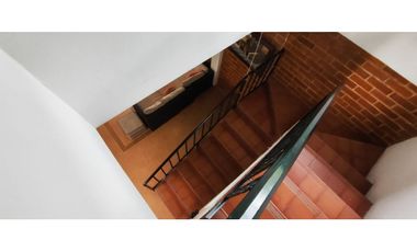Venta de casa campestre de 1010 M2 en 490 millones en #lamesacund