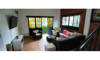 Venta de casa campestre de 1010 M2 en 490 millones en #lamesacund