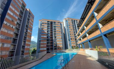 Apartamento en venta en la Estrella con Parquedero Privado