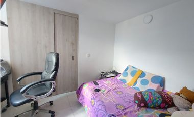 Apartamento en venta en la Estrella con Parquedero Privado