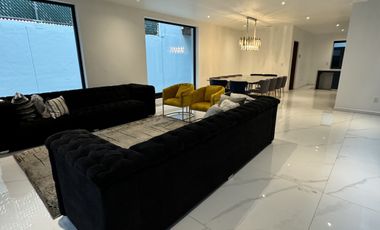 Se renta  Casa en la  Roma sur calle  Taxco