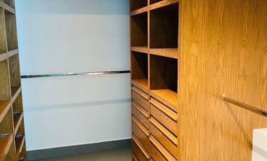 Venta PH, Las Lomas 550m hab + 100m de Roof Garden Privado