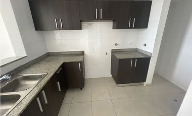 PH ELMARE - REMATE - PLAZA EDISON $109,500USD APARTAMENTO