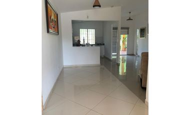 VENDO HERMOSA CASA EN URB. WEST VILLAGE HATO MONTAÑA