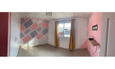 VENDO HERMOSA CASA EN URB. WEST VILLAGE HATO MONTAÑA