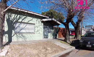 Casa en venta en Quilmes Este