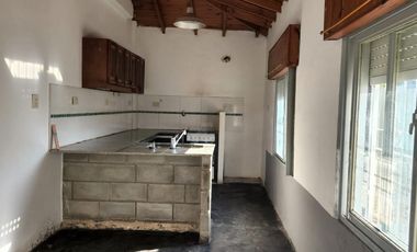 Casa en venta en Quilmes Este