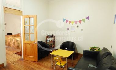Oficina en Venta en Barrio Republica / Santiago Centro