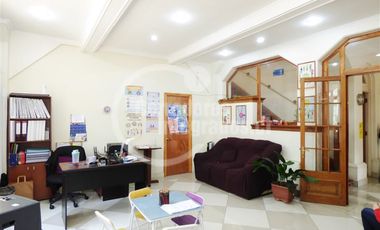 Oficina en Venta en Barrio Republica / Santiago Centro