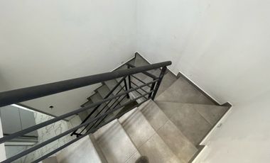 Estrena casa con alberca